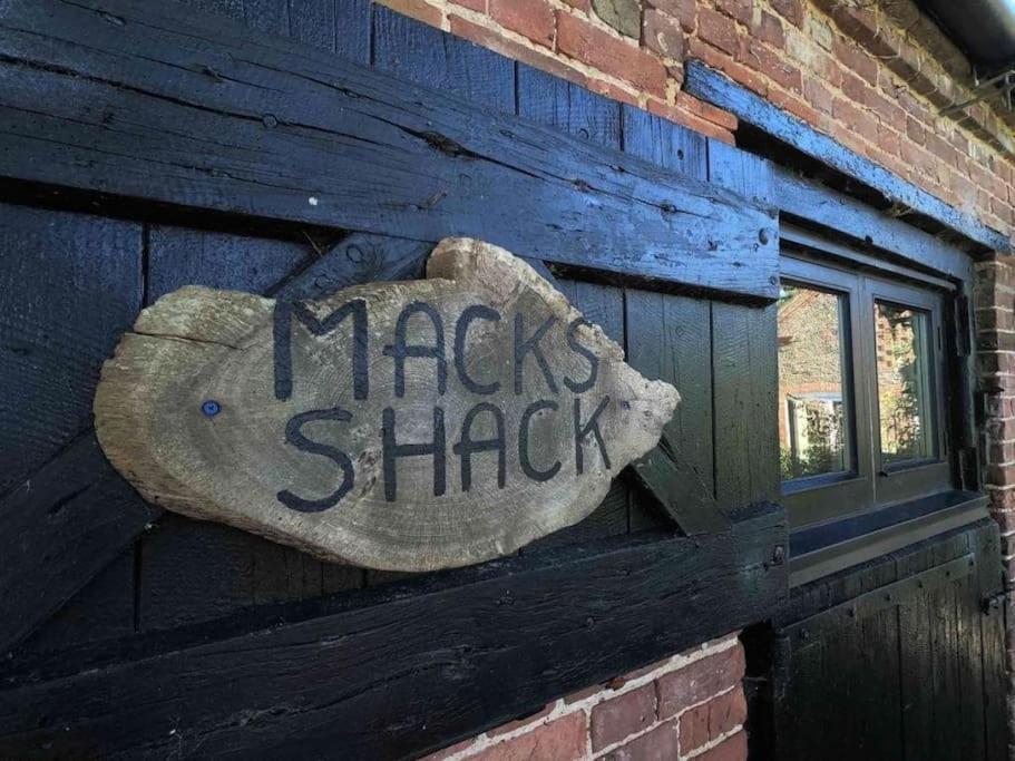 Macks Shack At Machrimore Wells-next-the-Sea Buitenkant foto